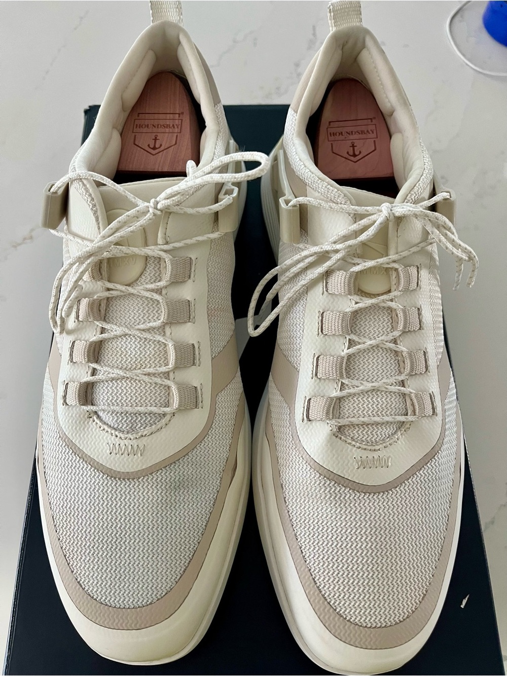 Wolf & Shepherd Crossover Trainer Sport Off White 12 With Box labeled Fair